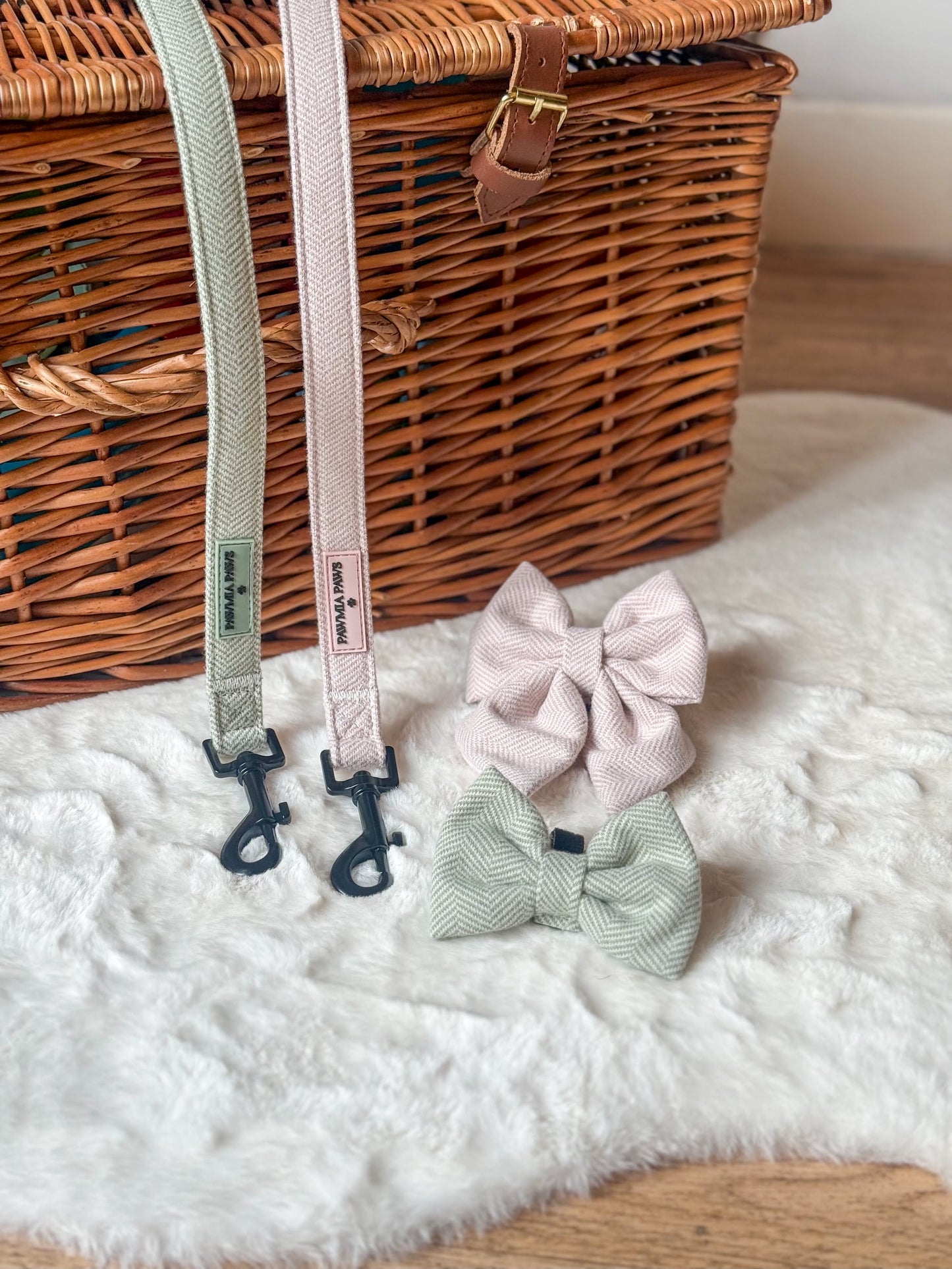 Aurora Rose Sailor Bow
