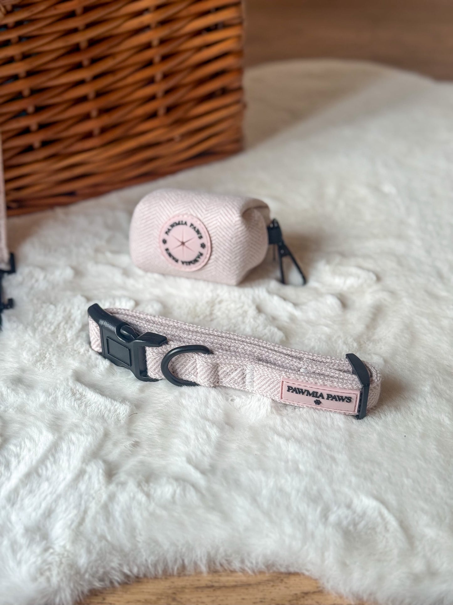 Aurora Rose Collar