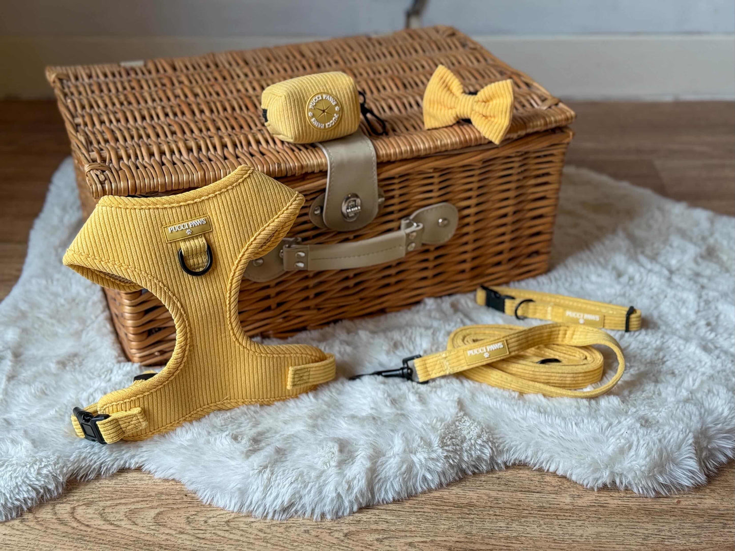 Custard Cream 5 Piece Walking Set